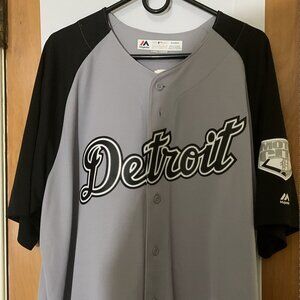 Majestic Detroit Tigers Miguel Cabrera #24 Jersey Size XL Grey Blk MLB Baseball